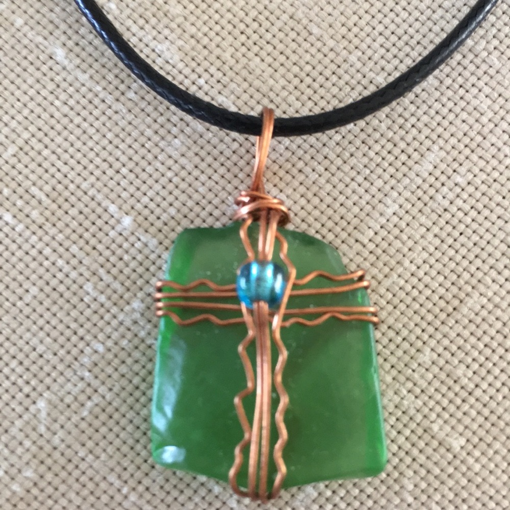 Vintage Green Glass Copper Cross Pendant Necklace - Picture 1 of 3